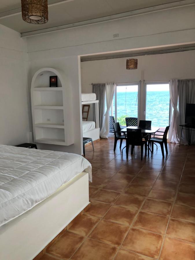 Oceanfront Bungalows - Paradise Rentals Santa Catalina Exteriér fotografie